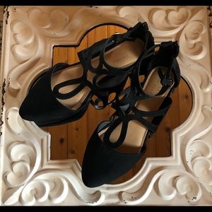 Lauren Conrad Size 9 1/2 Flat